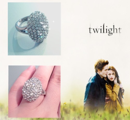 Twilight saga: Breaking Dawn Bella snúbny prsteň (generická verzia)